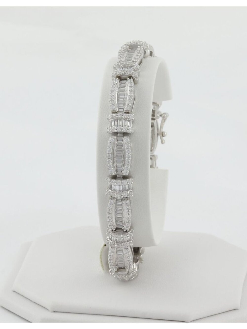 Sterling Silver Gorgeous Sparkly 4 carat Cubic Zirconia Tennis Bracelet 8" inch